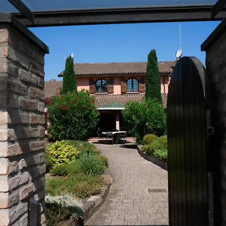 Argiolas Bed & Breakfast Modena