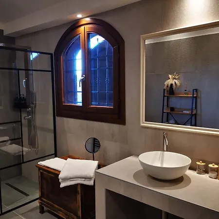 Argiolas לינה וארוחת בוקר 3*