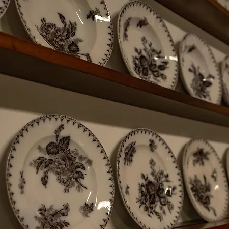 Argiolas לינה וארוחת בוקר מודנה